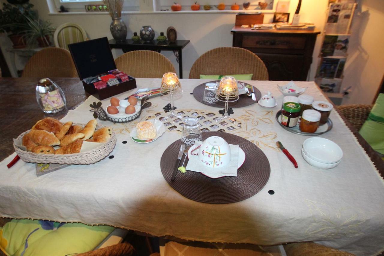 Roulotte La Dominique Bed & Breakfast Romery  Luaran gambar